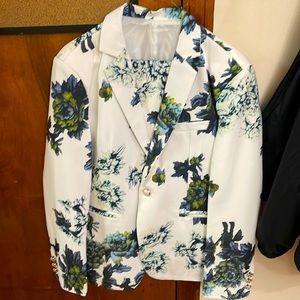 Men’s Flower Suit READ DESCR.